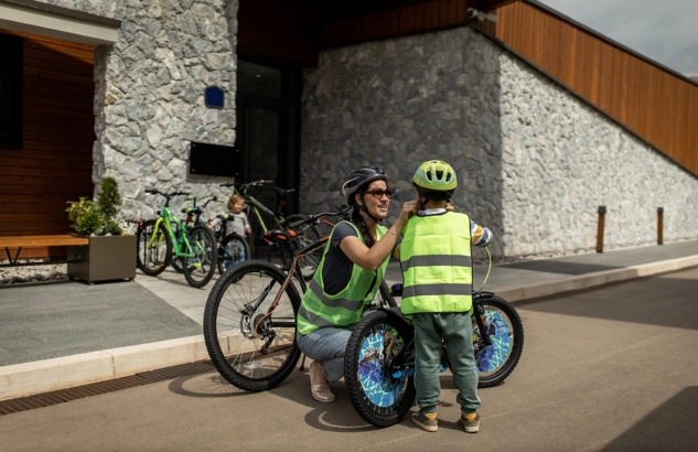 Gilet fluo velo intersport 2025