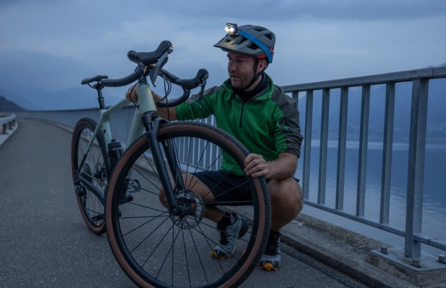 Visibilite et securite S equiper pour le velo de nuit Intersport