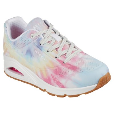 Basket skechers hotsell femme intersport