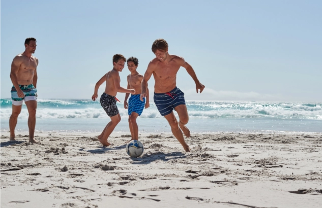 Chaussures de plage claquettes tongs ou sandales Intersport