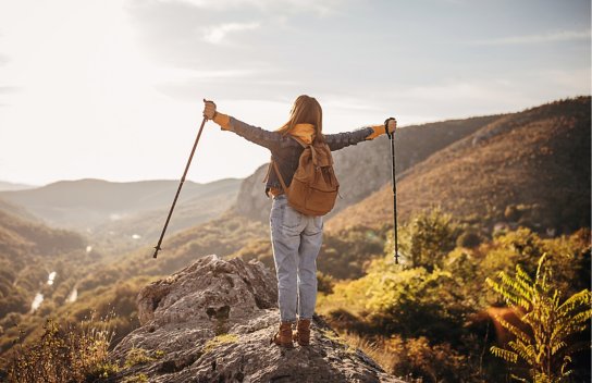 Pratiquer la marche nordique nos conseils Intersport