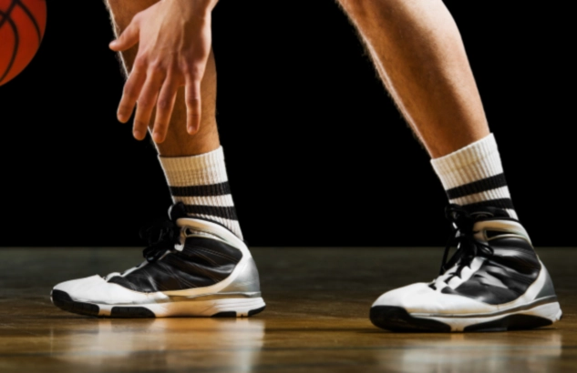 Comment choisir votre tenue de basket Intersport