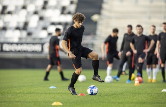 Tenue entrainement foot hiver new arrivals