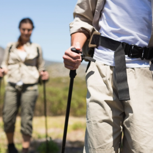 Comment choisir ses batons de randonnee Intersport