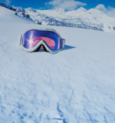 Ski De Montagne Et De L'équipement De Planche À Neige. Accessoires