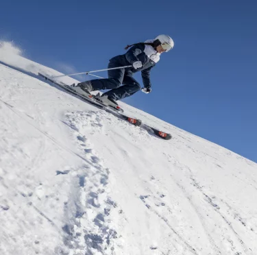 Ski De Montagne Et De L'équipement De Planche À Neige. Accessoires