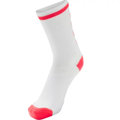 De trois quarts avant