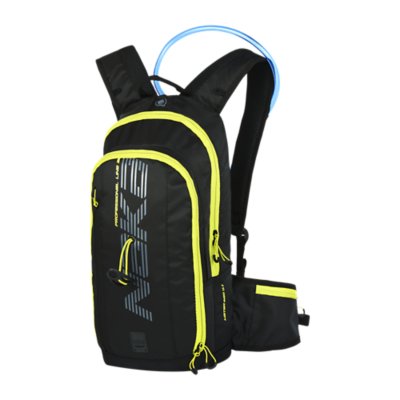 Sac de trail avec poche à eau PRO TOUCH : infos, avis et meilleur prix. Sacs  à dos / hydratation / gourdes.