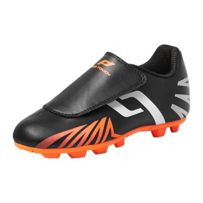 crampon de foot intersport