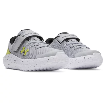 De trois quarts avant