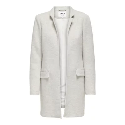 De trois quarts avant