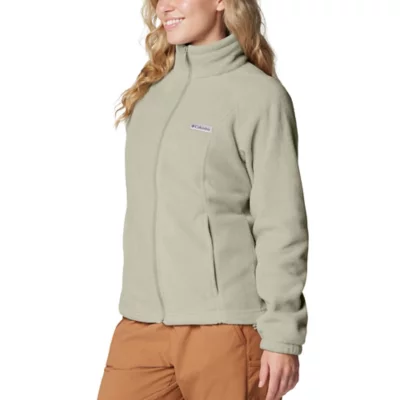 De trois quarts avant