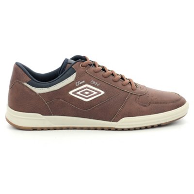 Chaussure hotsell umbro intersport