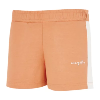 De trois quarts avant