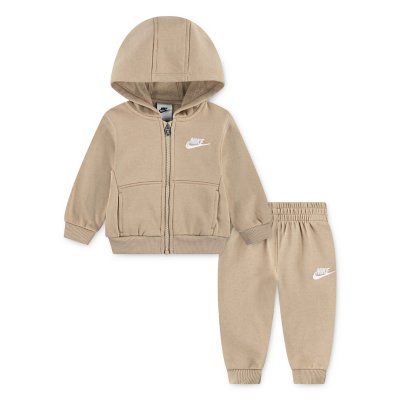 Nike Ensemble Bebe Club