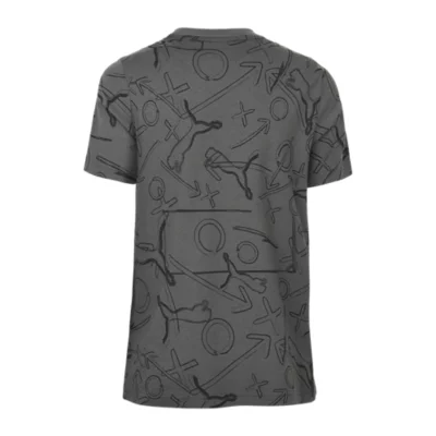 De trois quarts arrière