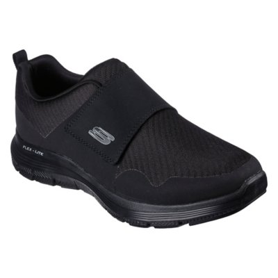 Intersport skechers hotsell