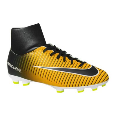 crampon de foot pas cher intersport