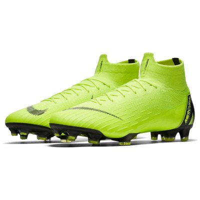 chaussure crampon fer