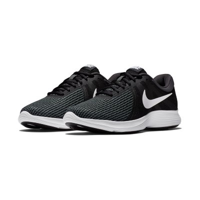 intersport nike revolution 4