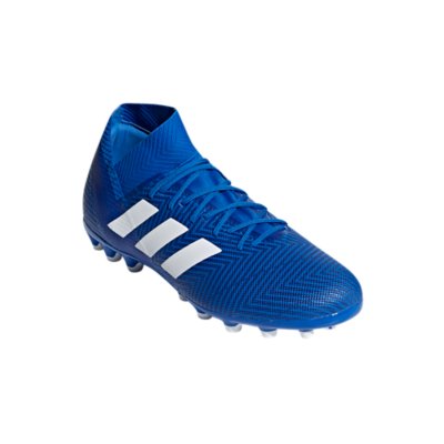 Chaussure foot synthetique sales intersport