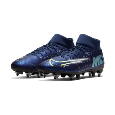 chaussure de foot nike crampons moulés