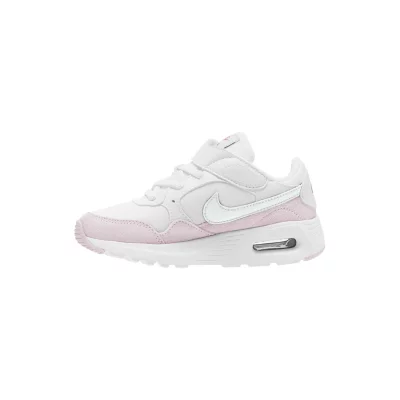 De trois quarts avant