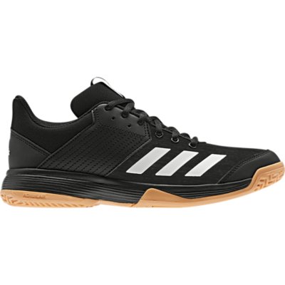 chaussure badminton adidas