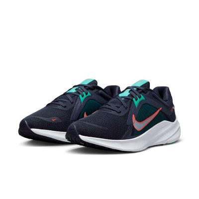 Chaussures de running femme cheap quest nike