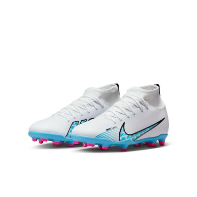 Chaussure de foot moulé on sale nike