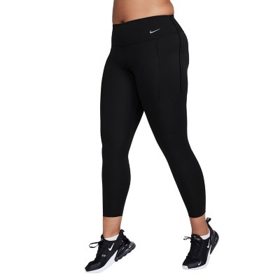 Corsaire Court De Training Femme Universa NIKE INTERSPORT