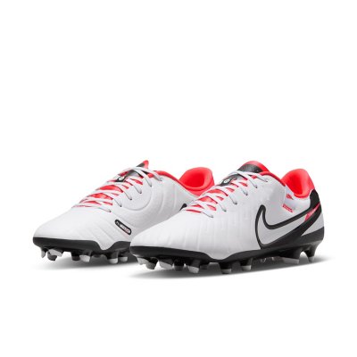 Chaussure de best sale foot nike intersport