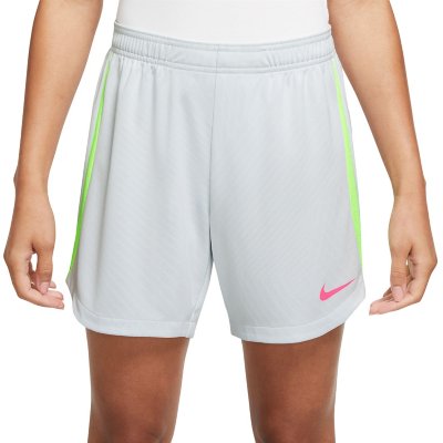 Nike chez outlet intersport