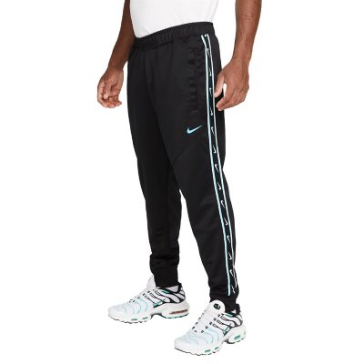 repeat jogger nike