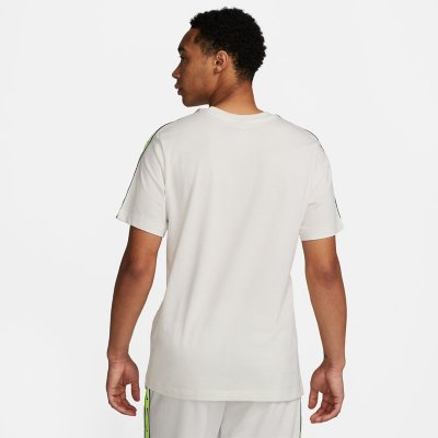 tee shirt nike intersport