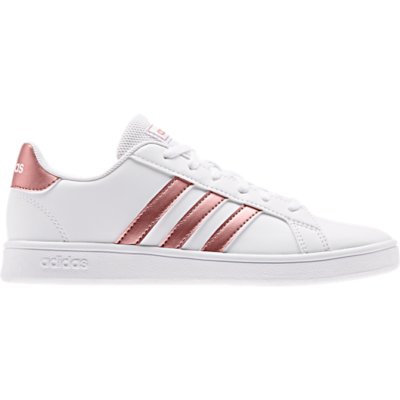 chaussure grand court adidas