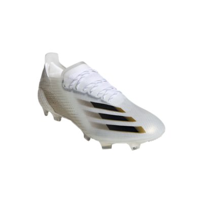 chaussure de foot intersport