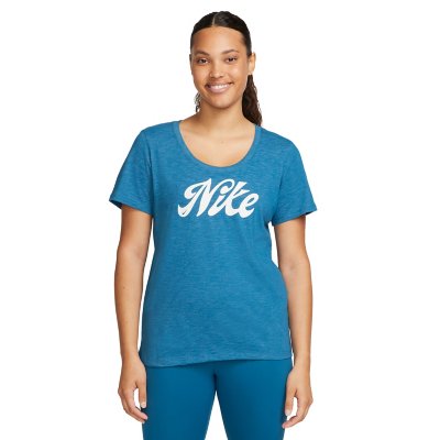 Tee shirt 2024 nike bleu femme