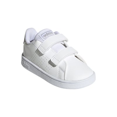 Les Enfants En Ce Qui Concerne Regler Basket Bebe Garcon Adidas Nee Dynastie Fleur De Ville