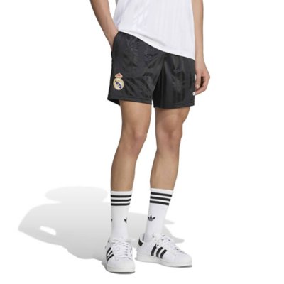 short d'entraînement de football homme real madrid eqt