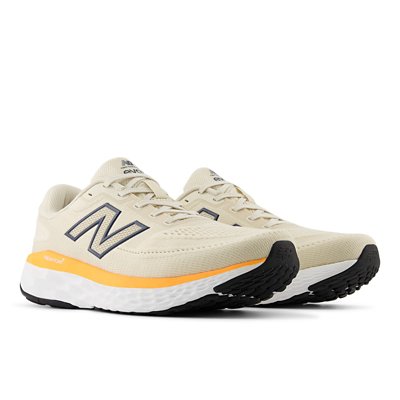 New Balance Evoz