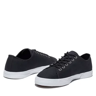 De trois quarts arrière