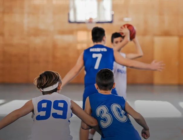 Textiles basketball