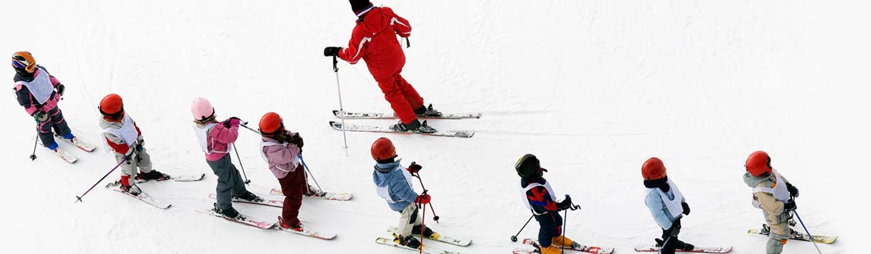 Liste : les indispensables bébé & enfant pour des vacances au ski !